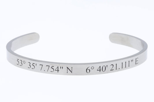 Armreif Heimathafen Borkum mit Koordinaten in Edelstahl