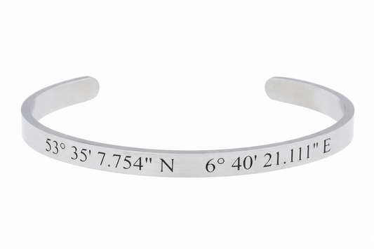 Armreif Heimathafen Borkum mit Koordinaten in Edelstahl
